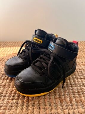 Adidas Postmove Mid Kids Basketball Shoes Size 1 Youth
